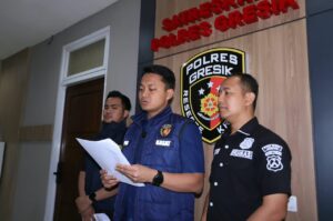 Polres Gresik Ungkap Curanmor di Rest Area Wahas, Dua Terduga Pelaku Diamankan* img 20260925 wa0003
