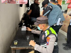 Tekan Peredaran Narkotika, Polres Pelabuhan Tanjung Perak Gelar KRYD Sasar Rumah Kos* img 20261024 wa0026